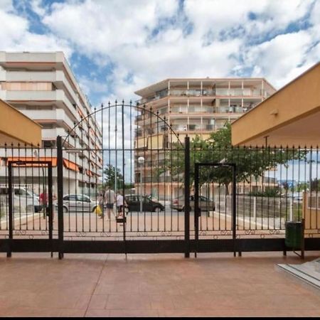 Aquario Rr18 Apartment La Pineda Exterior photo