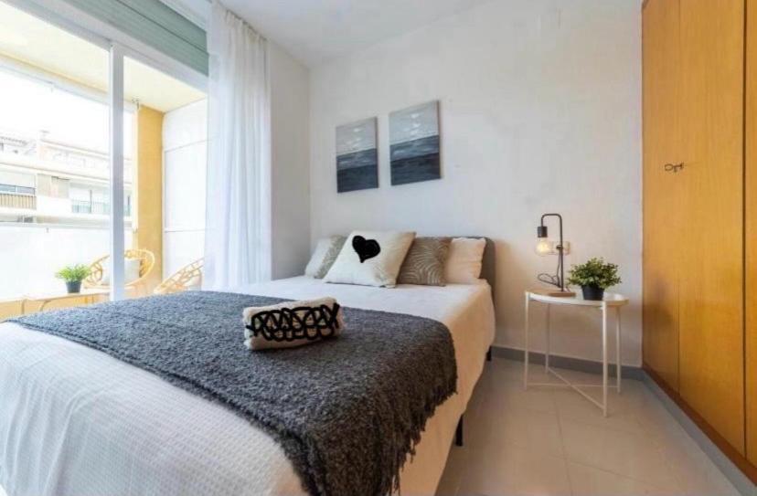 Aquario Rr18 Apartment La Pineda Exterior photo