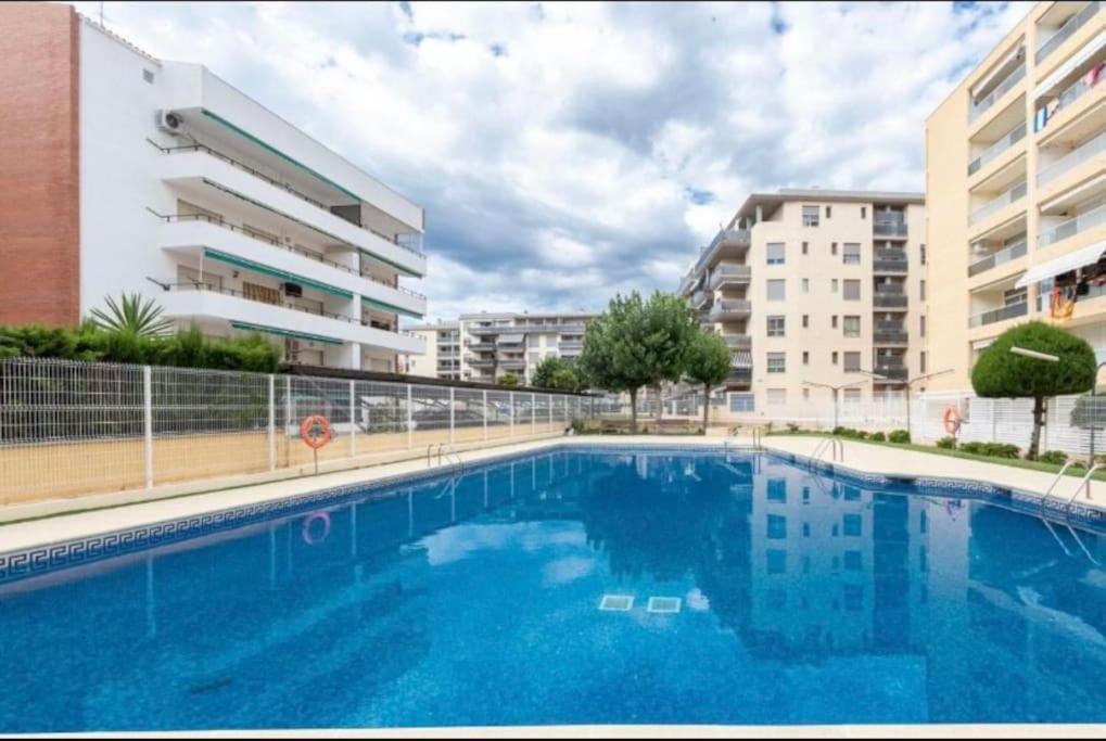 Aquario Rr18 Apartment La Pineda Exterior photo