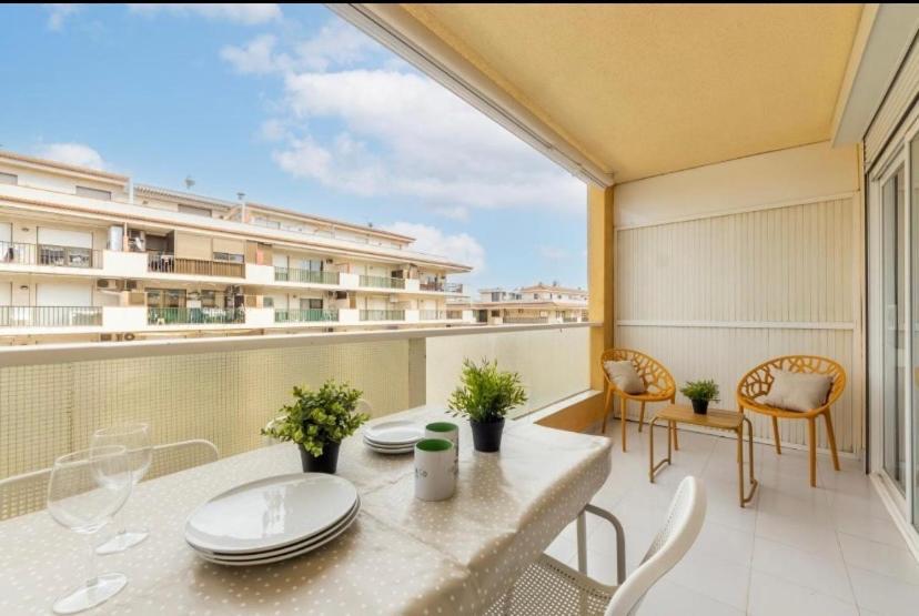 Aquario Rr18 Apartment La Pineda Exterior photo